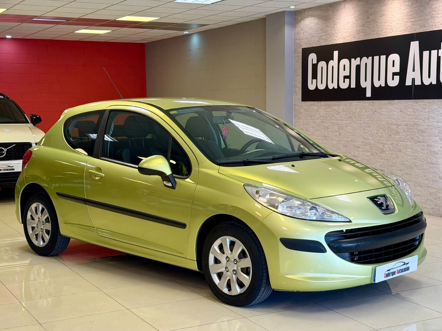 PEUGEOT 207 1.4 75 Urban