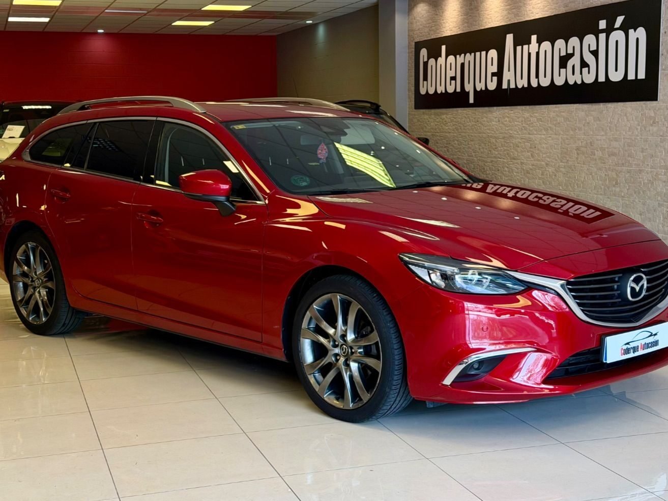 MAZDA 6 2.2 SKYACTIVED 110kW Zenith Black WGN