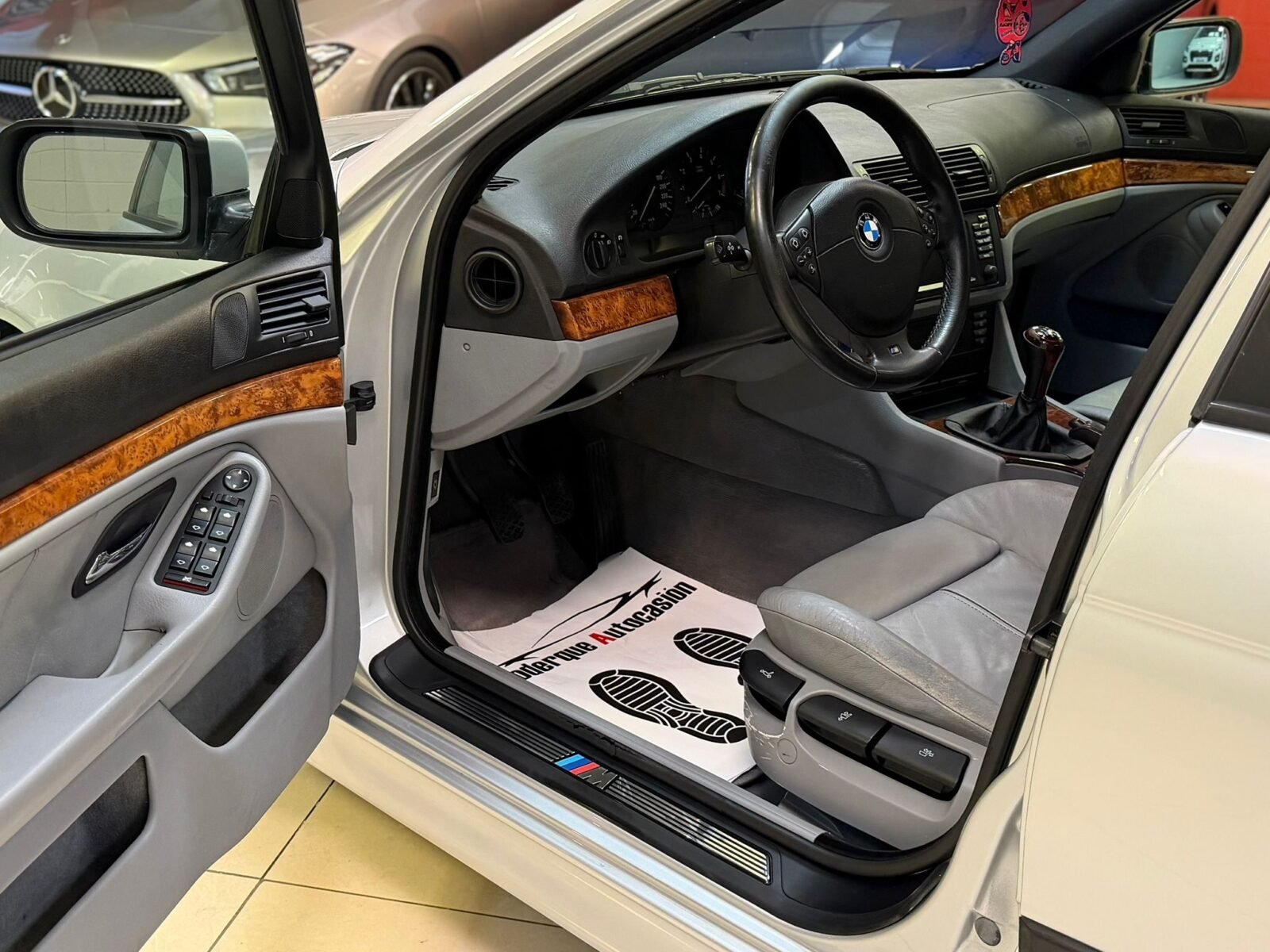 BMW 530i E39 231CV