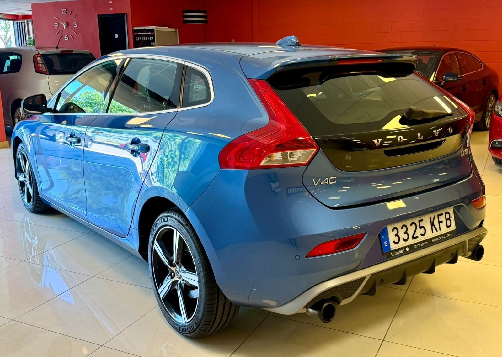 VOLVO 2.0 D3 R-DESIGN
