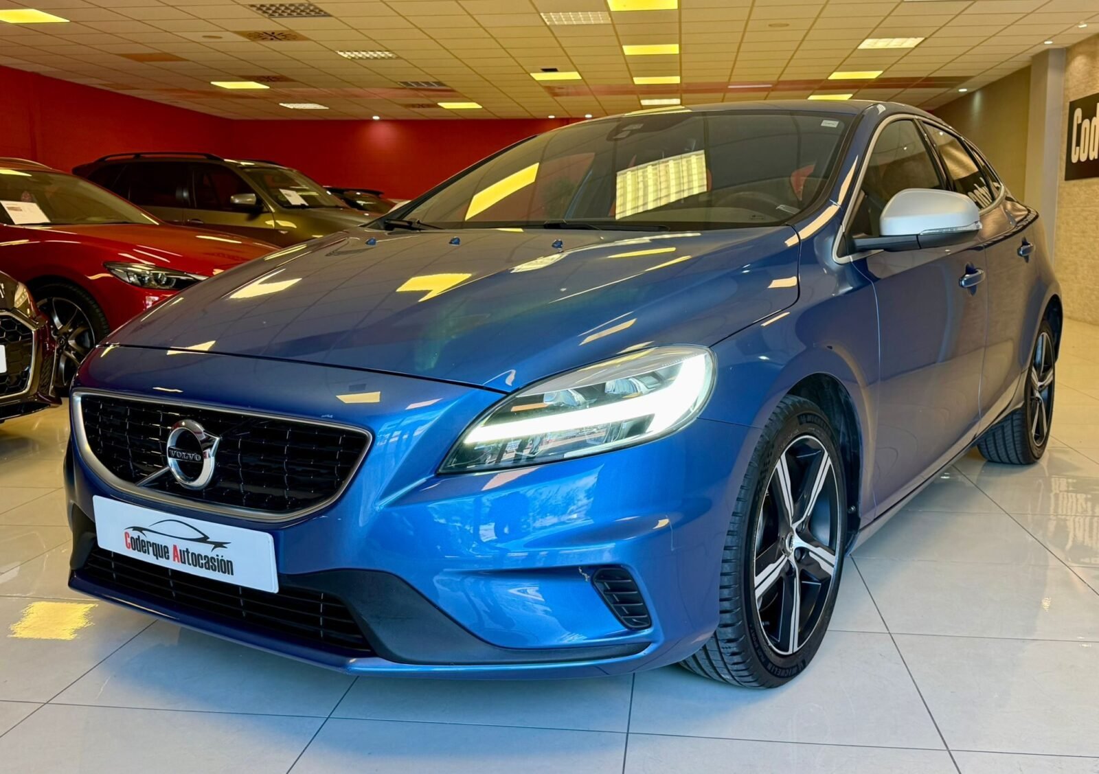 VOLVO 2.0 D3 R-DESIGN