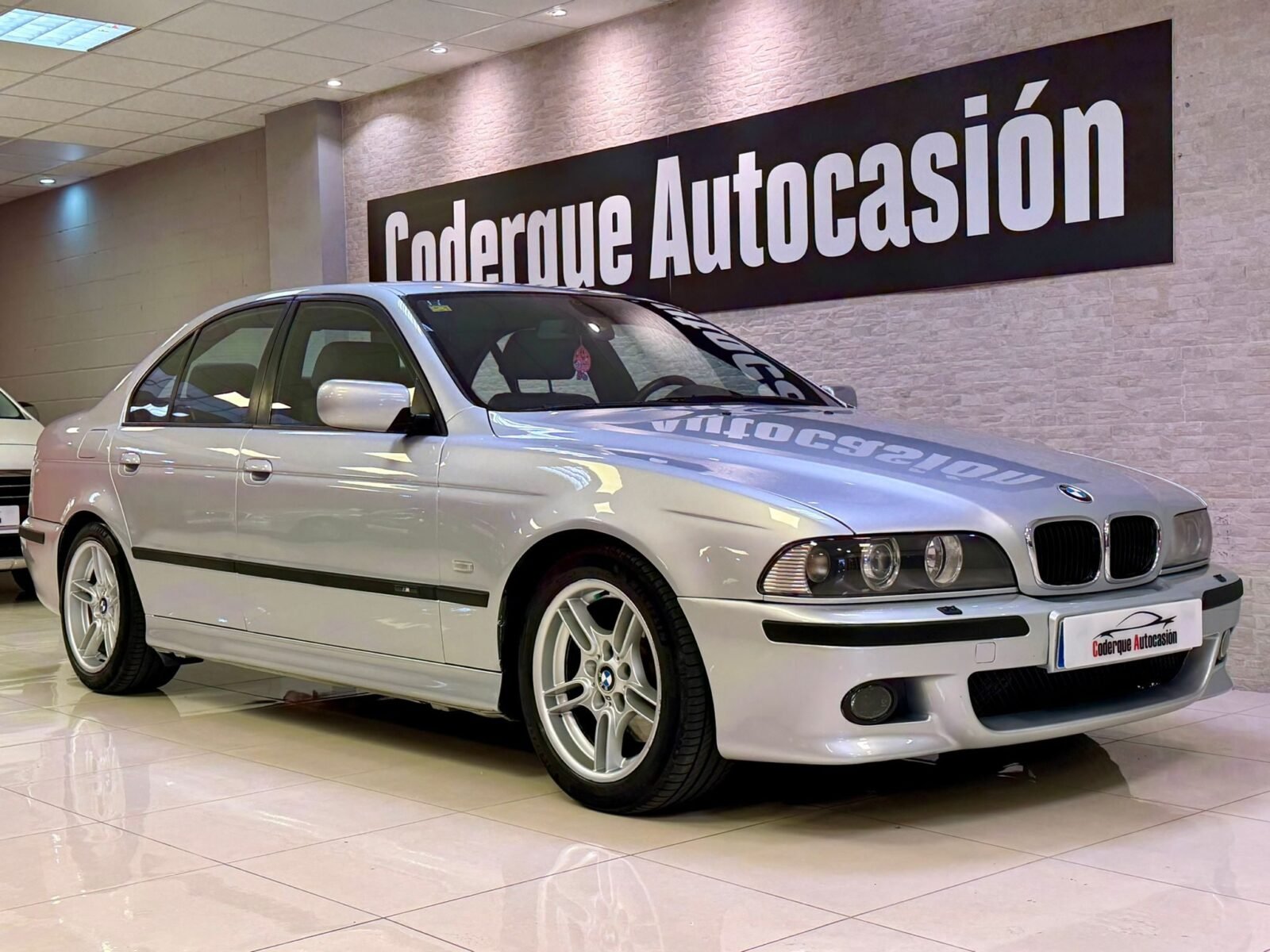 BMW 530i E39 231CV