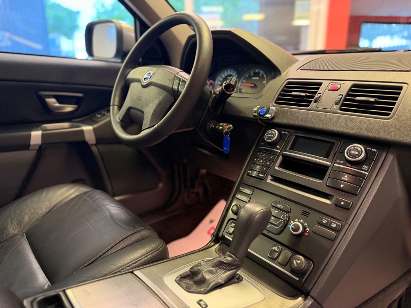 VOLVO XC90 D5 MOMENTUM