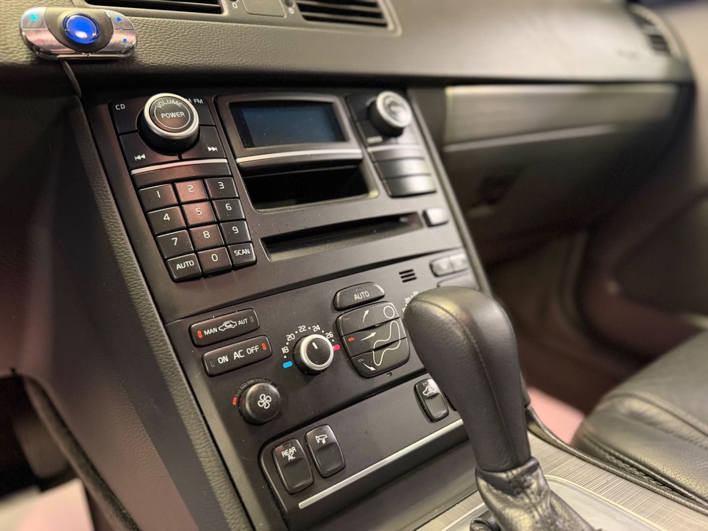 VOLVO XC90 D5 MOMENTUM