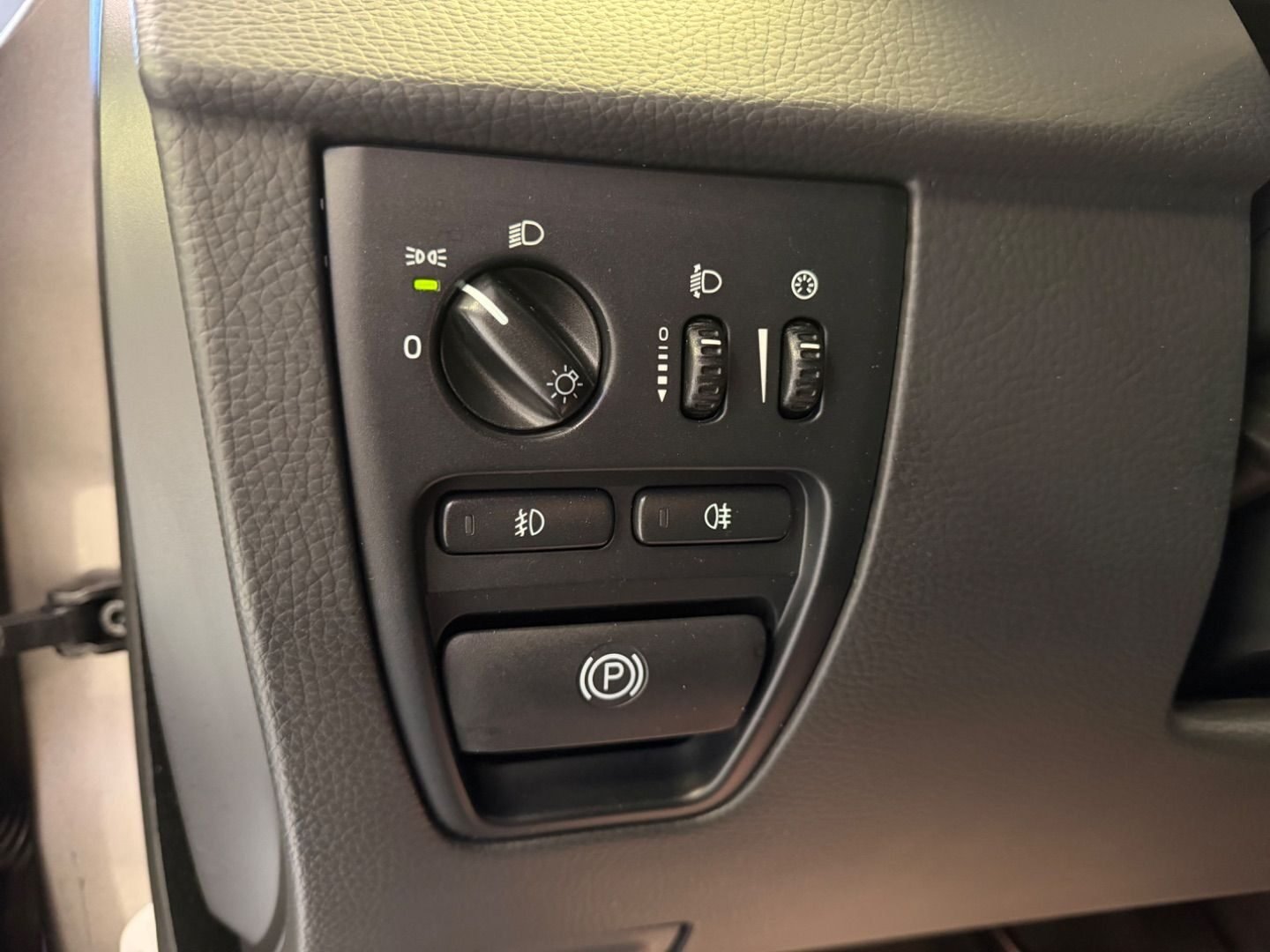 VOLVO XC90 D5 MOMENTUM
