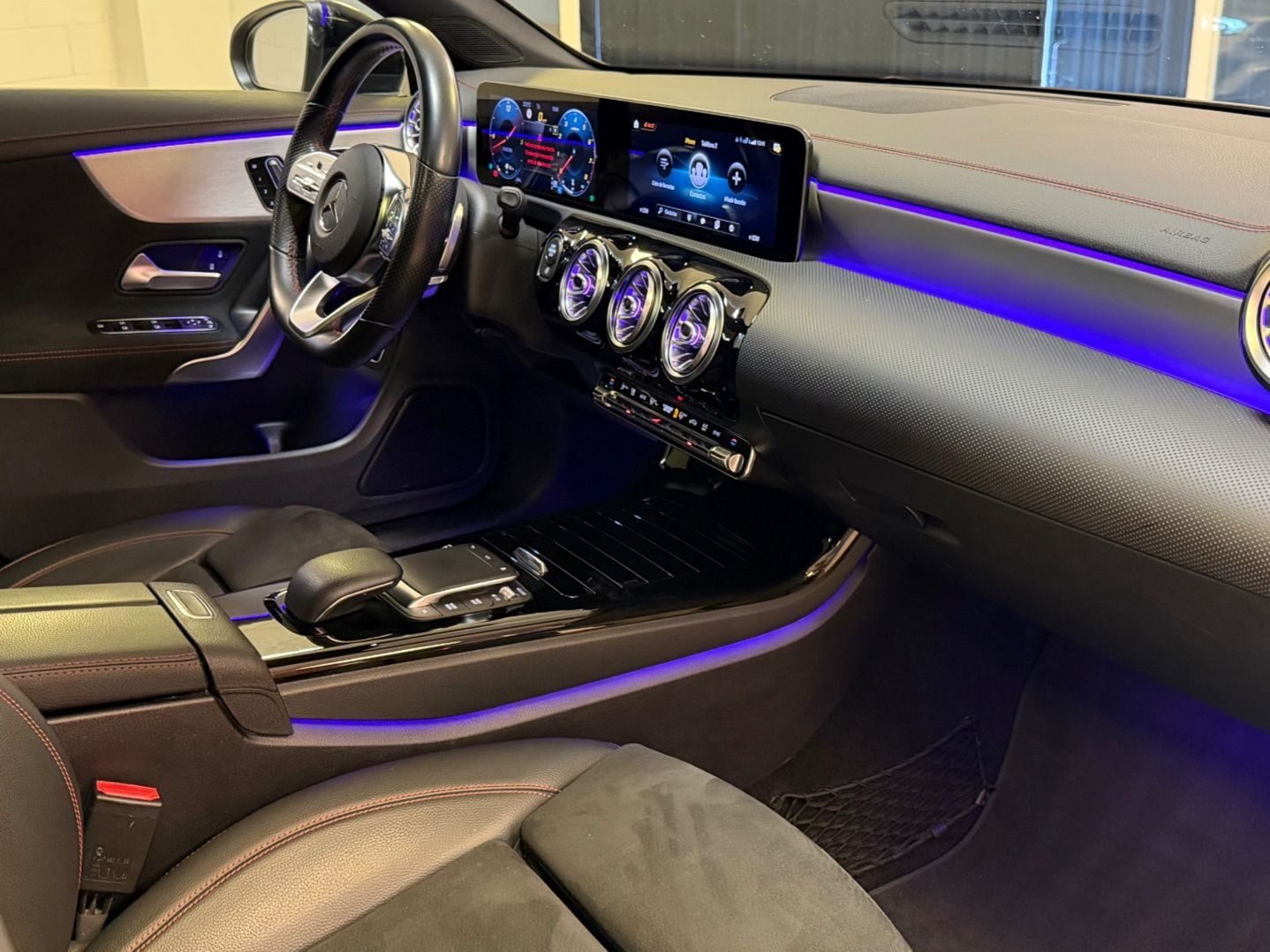 MERCEDES-BENZ CLA CLA 180 Shooting Brake