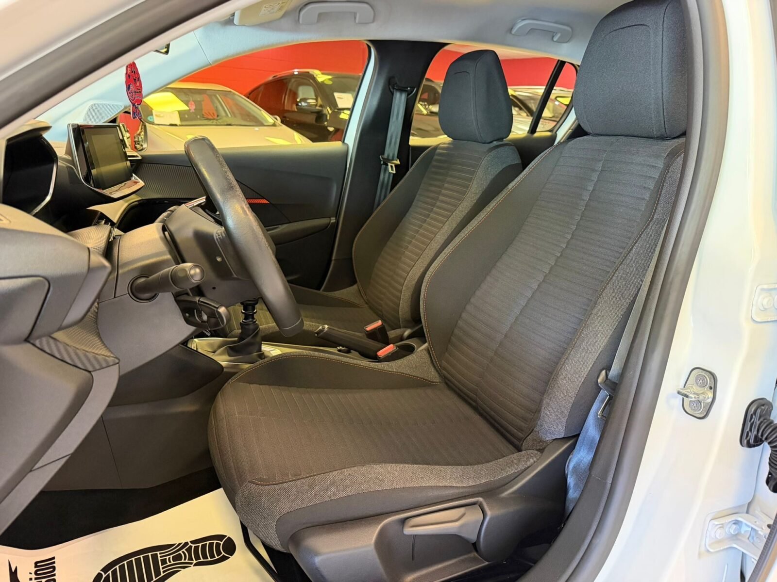 PEUGEOT 208 BlueHDi Active Pack