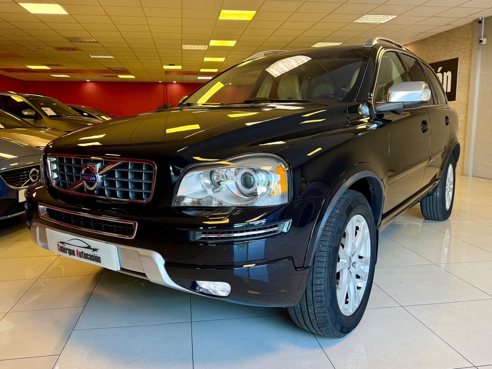 VOLVO XC90 2.4 D5 AWD Summum Auto