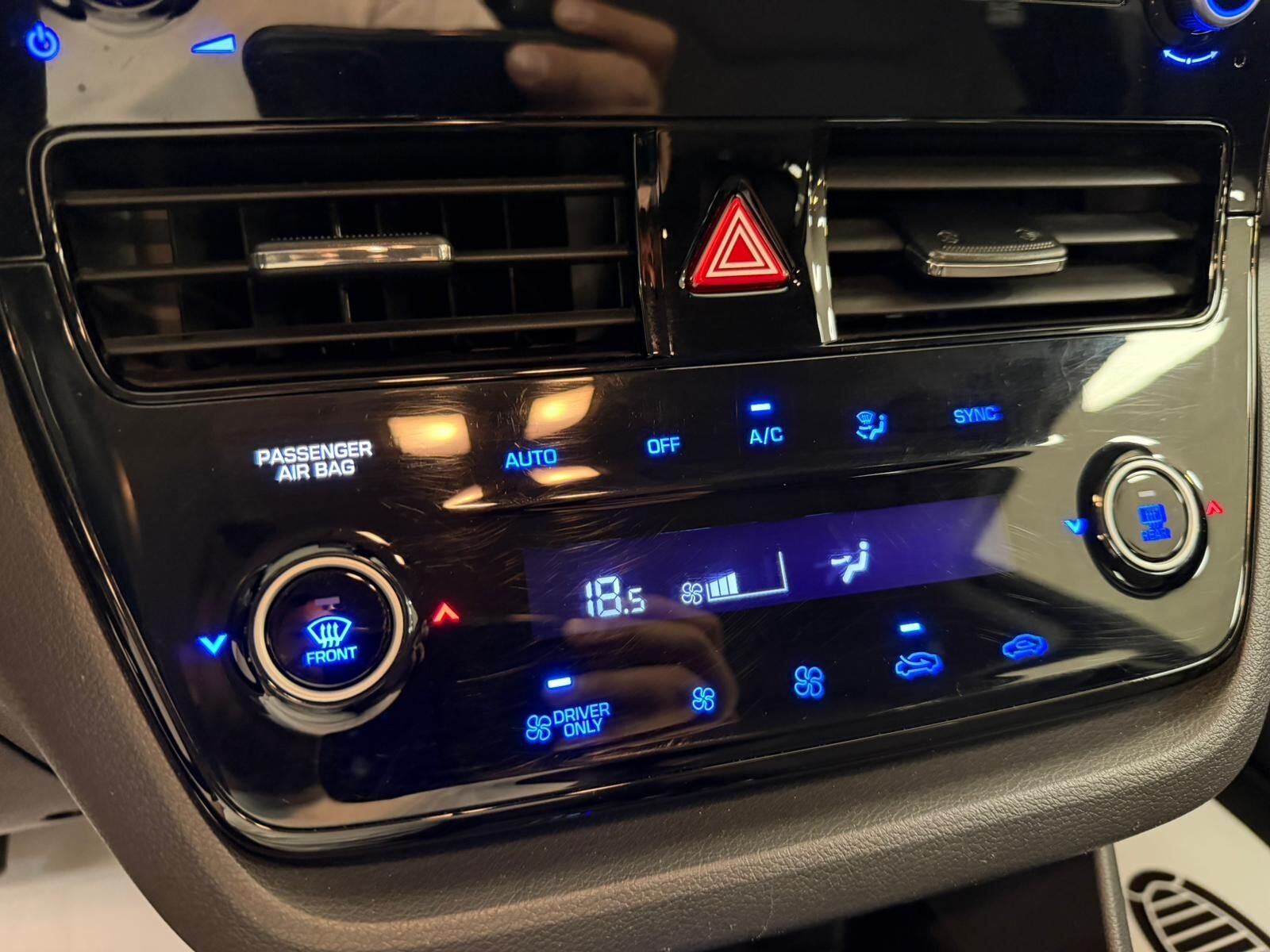 HYUNDAI IONIQ 1.6 GDI PHEV Tecno DCT