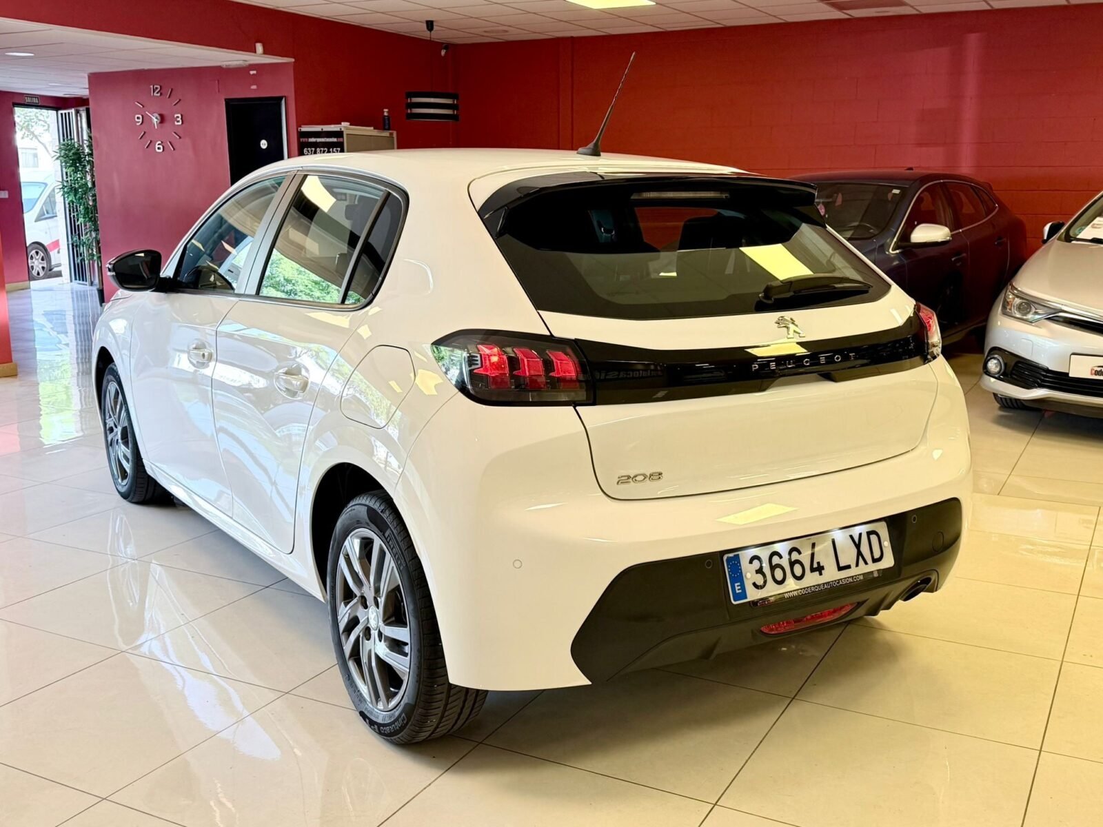 PEUGEOT 208 BlueHDi Active Pack