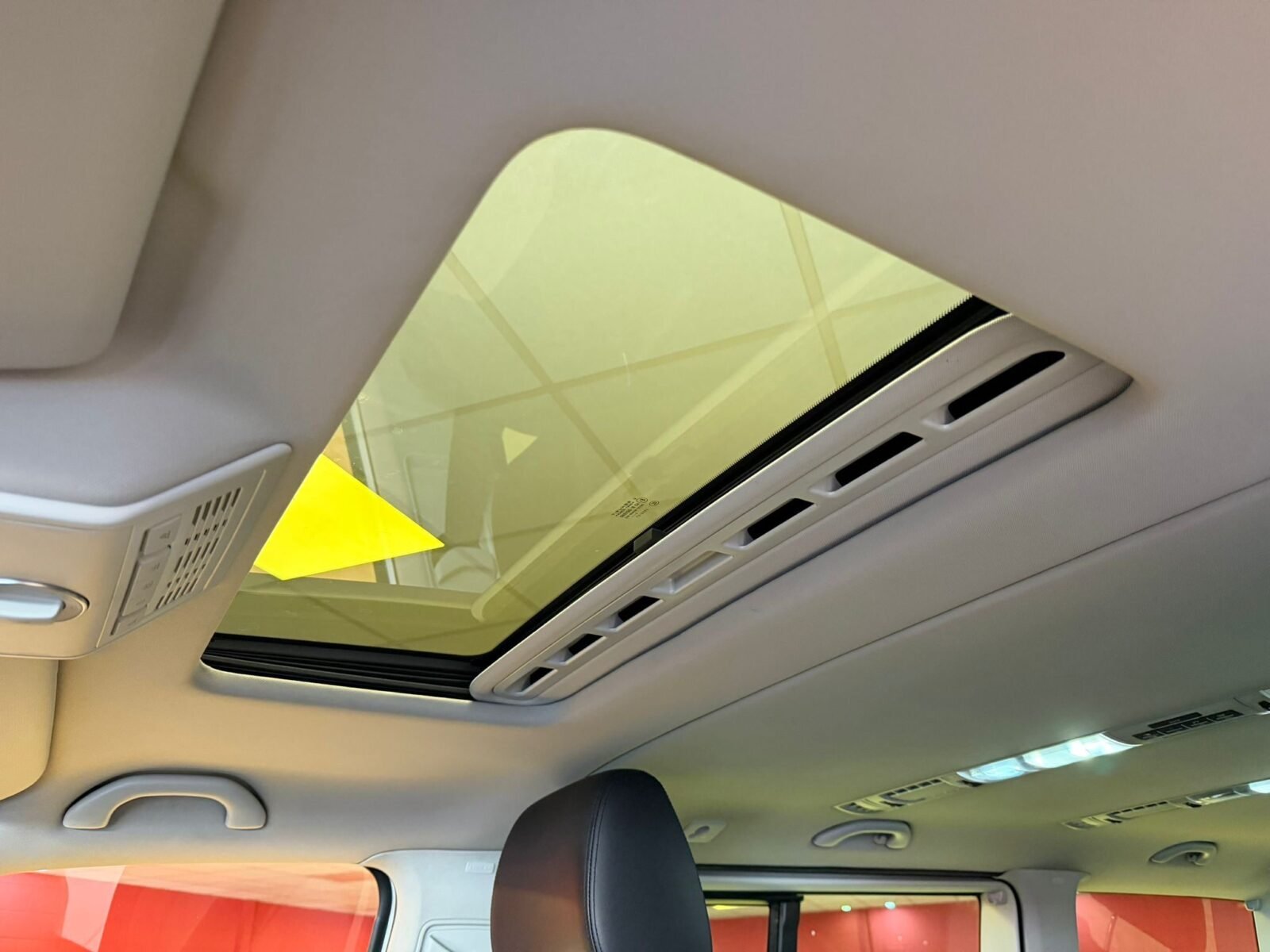 VOLKSWAGEN MULTIVAN 2.0 TDI Comfortline 4Motion