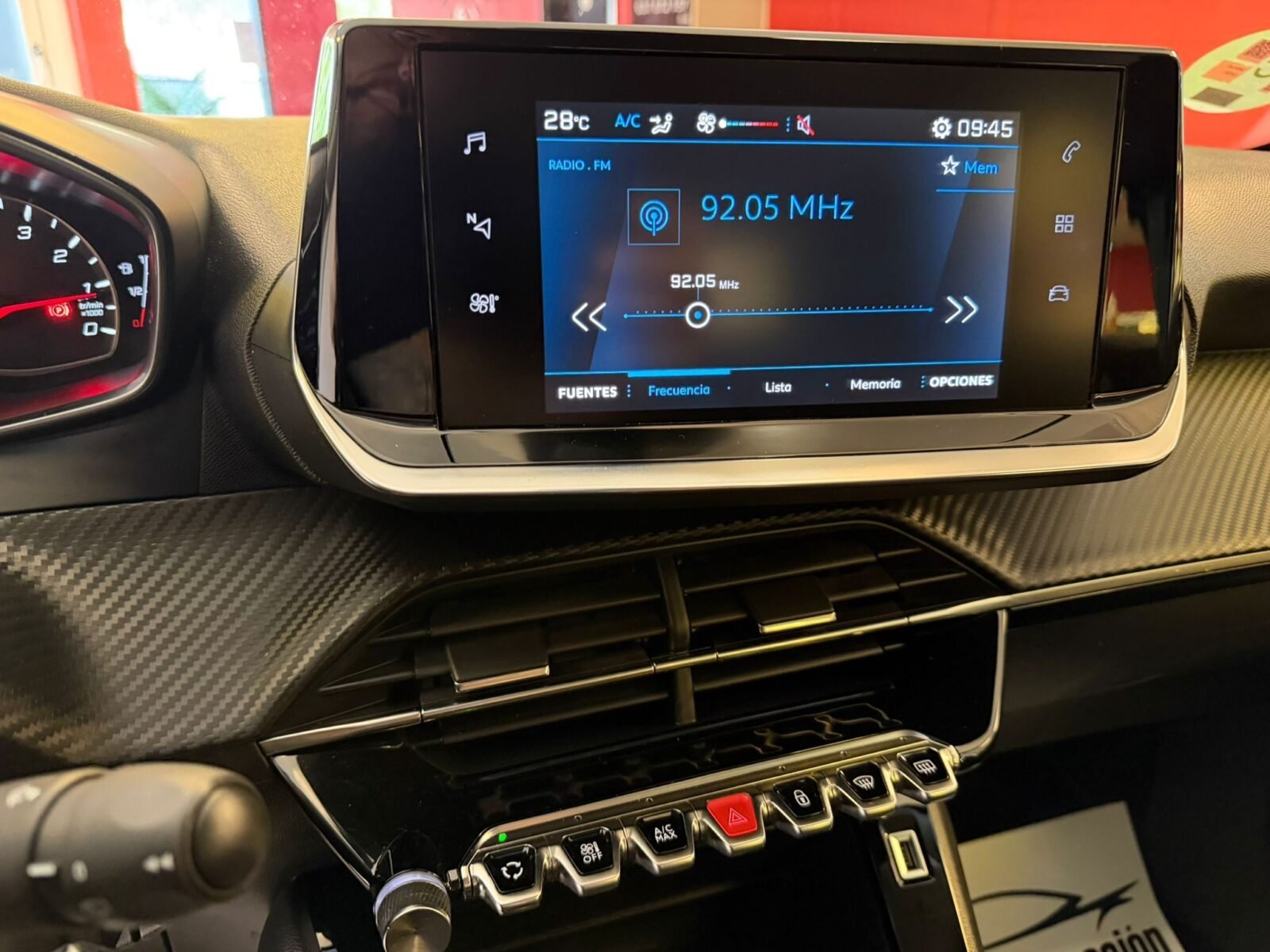 PEUGEOT 208 BlueHDi Active Pack