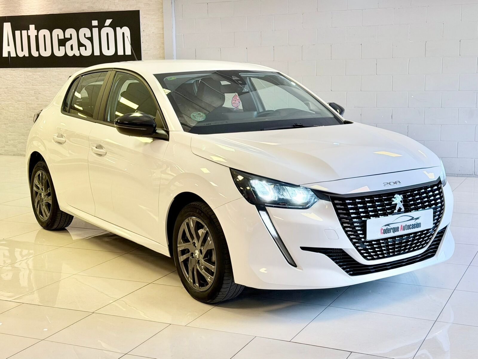 PEUGEOT 208 BlueHDi Active Pack