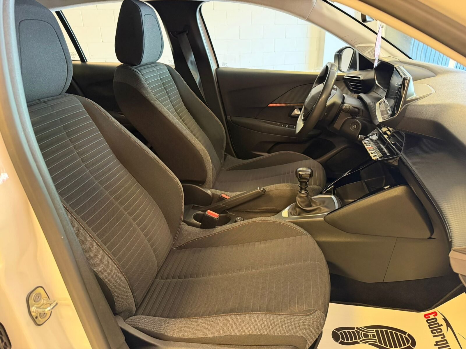 PEUGEOT 208 BlueHDi Active Pack