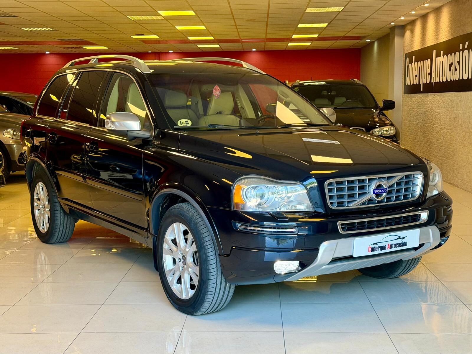 VOLVO XC90 2.4 D5 AWD Summum Auto