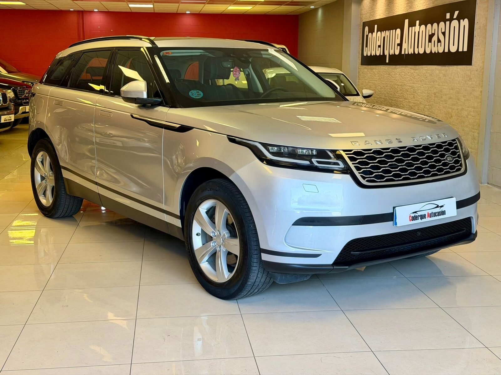 LAND-ROVER RANGE ROVER VELAR 2.0 D180SE 4WD AUTO