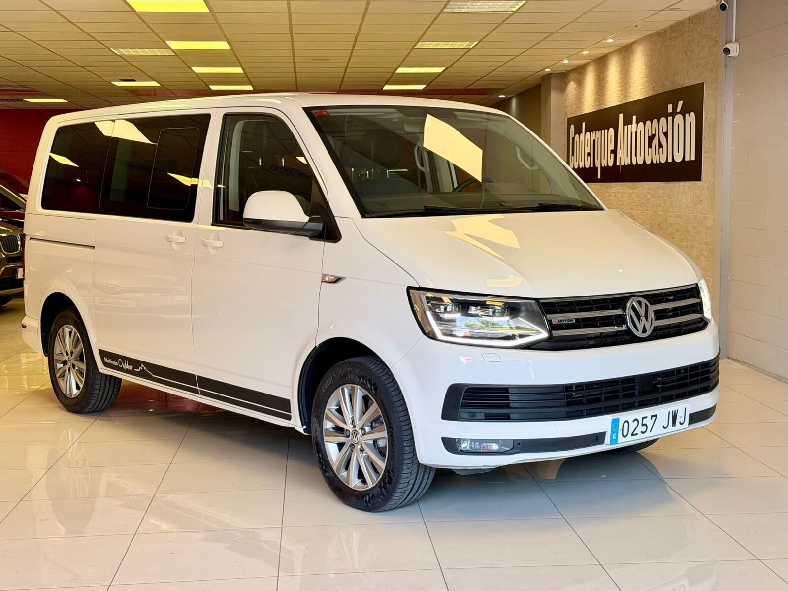 VOLKSWAGEN MULTIVAN 2.0 TDI Comfortline 4Motion
