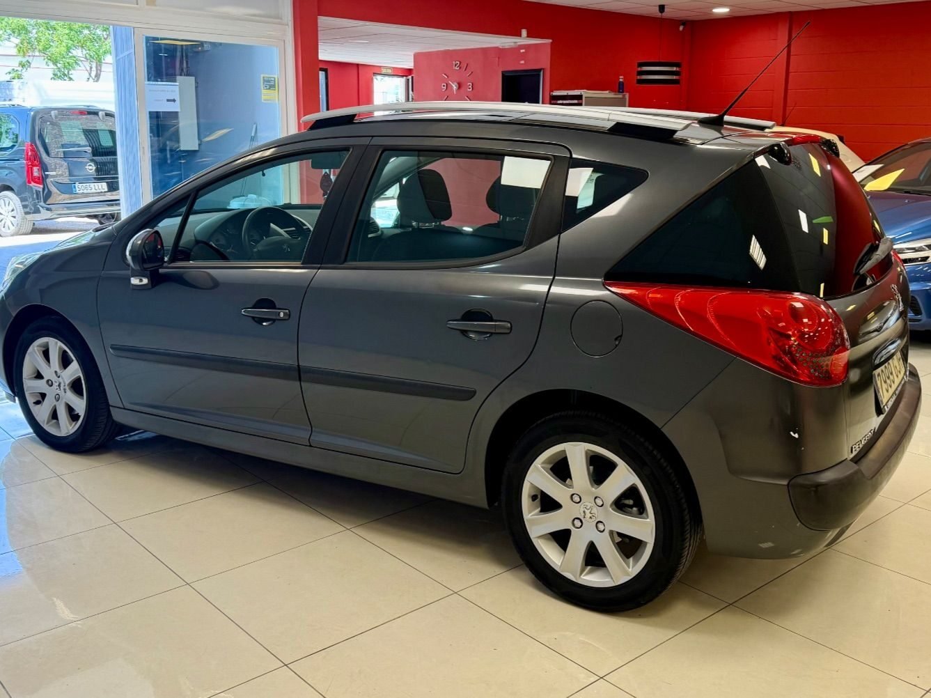 PEUGEOT 207 SW Outdoor 1.6 HDI 110 FAP