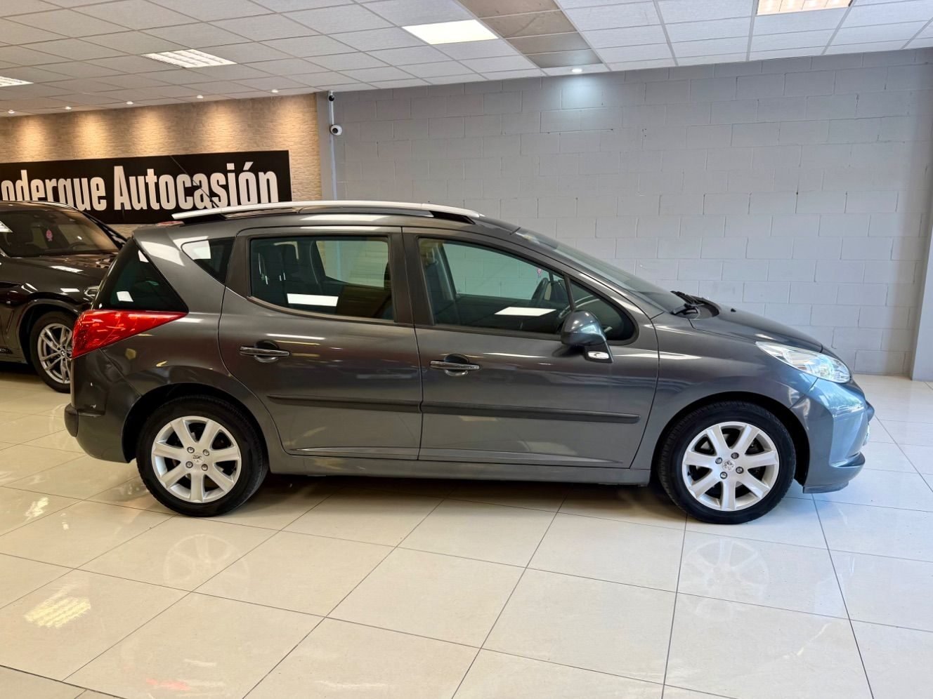 PEUGEOT 207 SW Outdoor 1.6 HDI 110 FAP