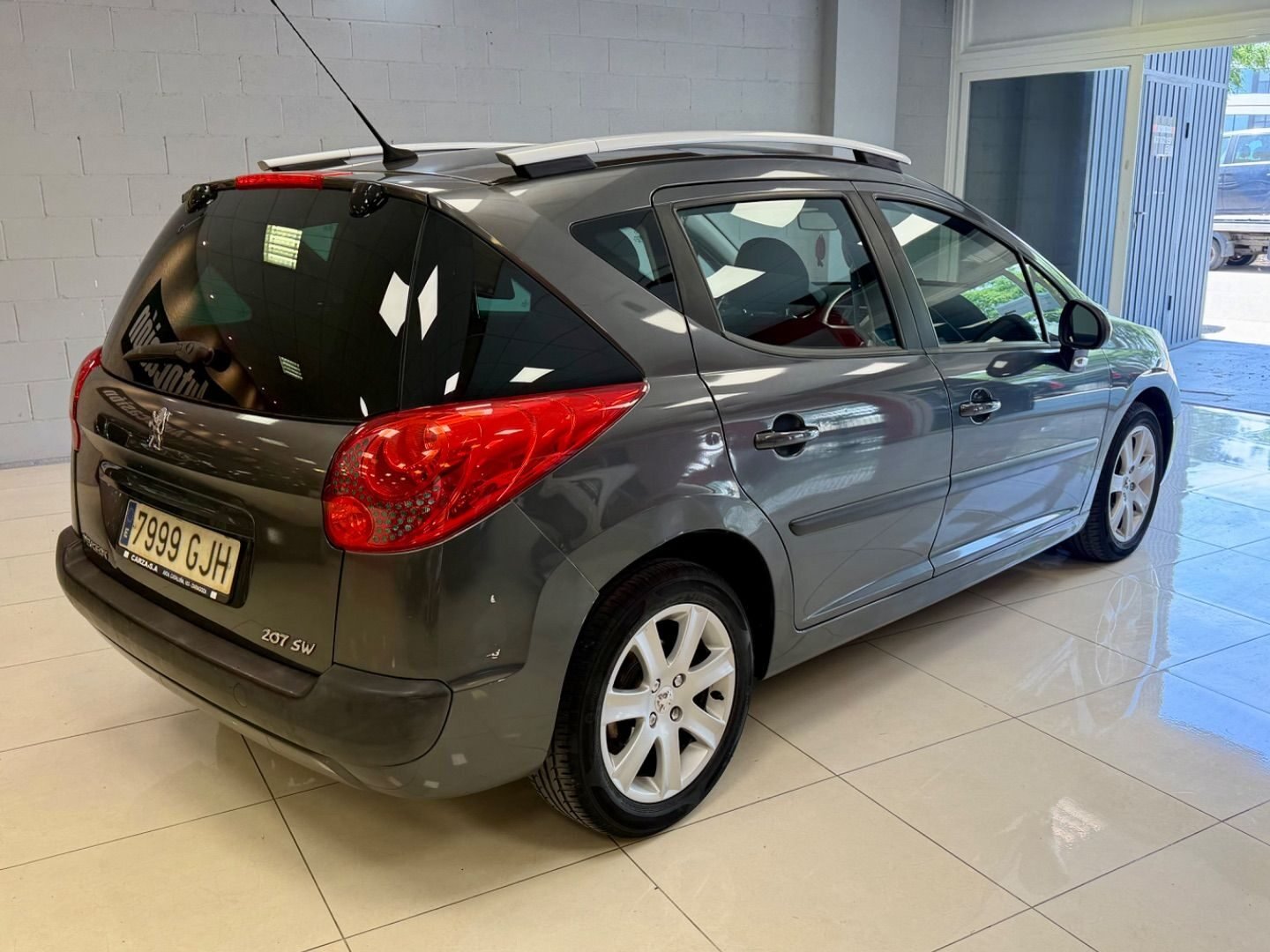 PEUGEOT 207 SW Outdoor 1.6 HDI 110 FAP