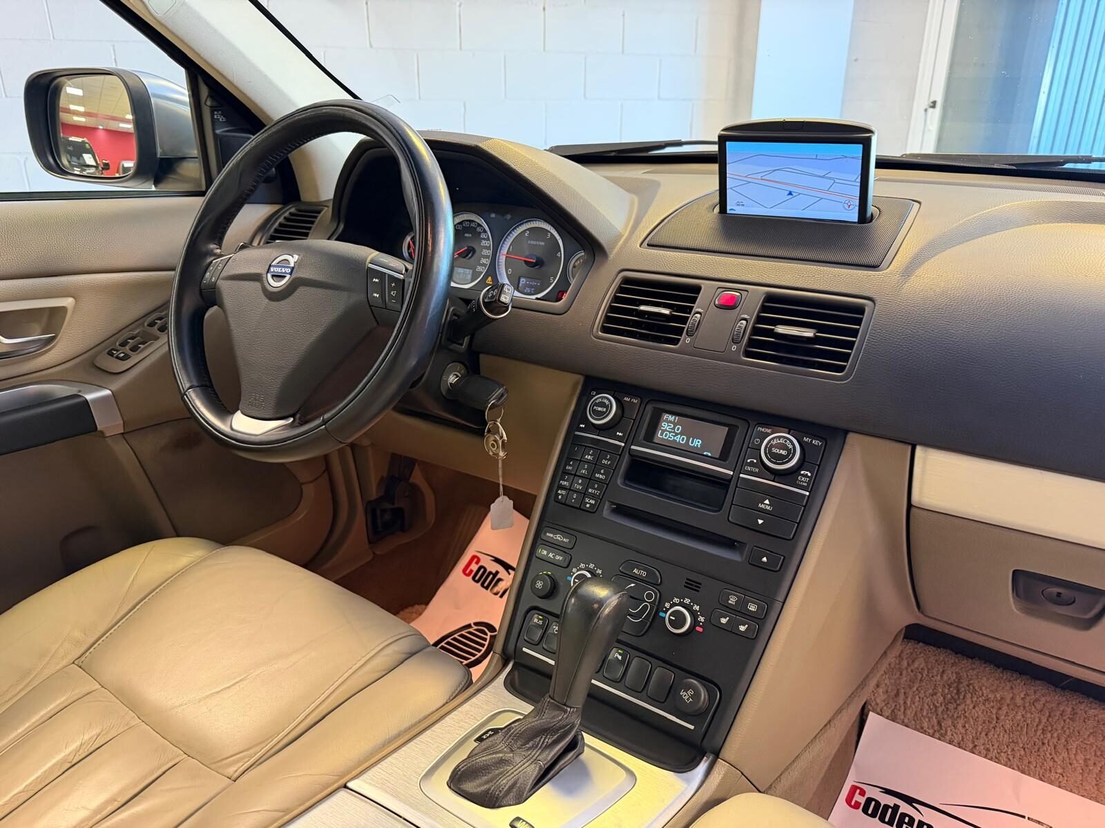 VOLVO XC90 2.4 D5 AWD Summum Auto