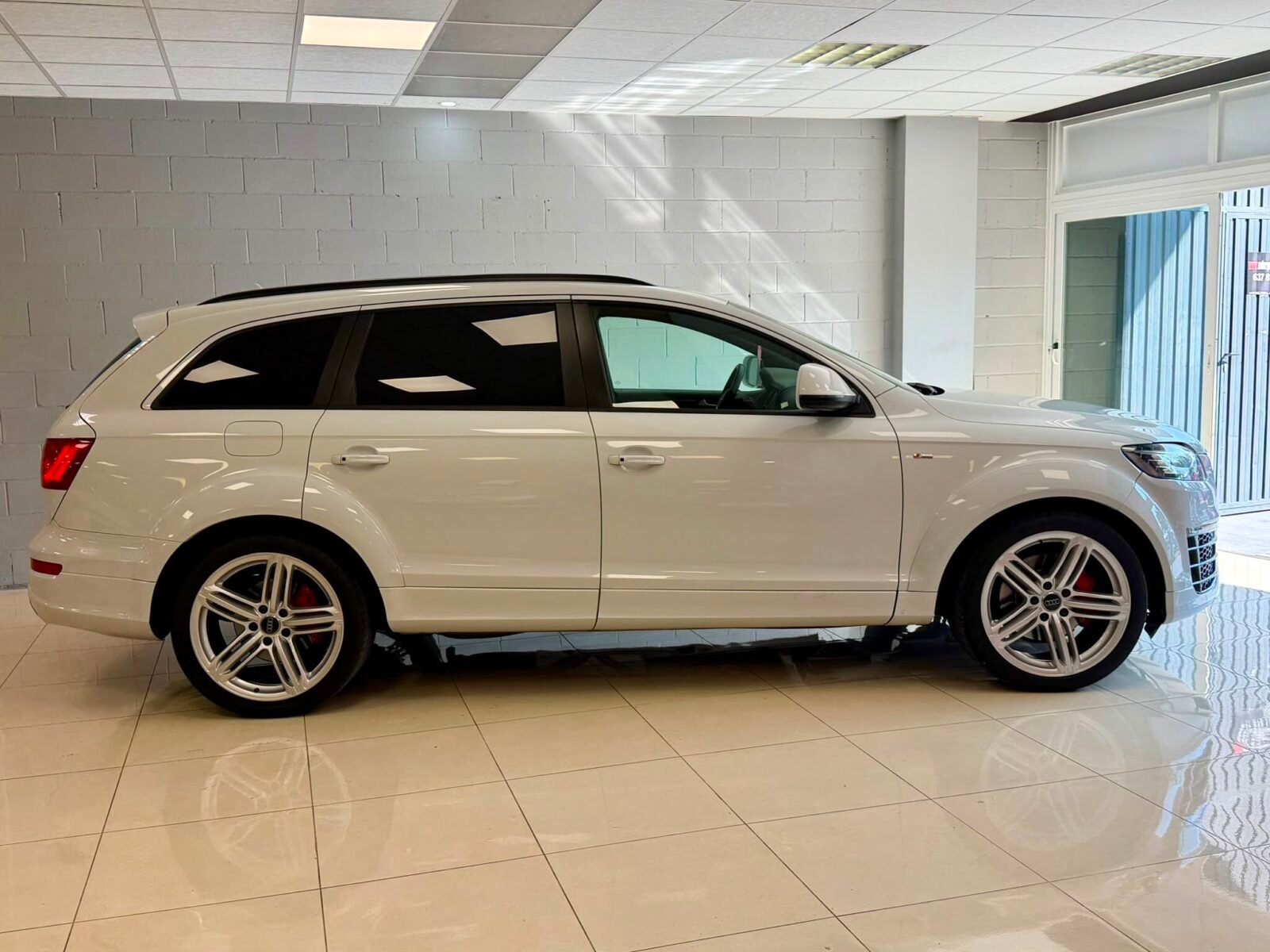 AUDI Q7 3.0 TDI quattro tiptronic Ambition