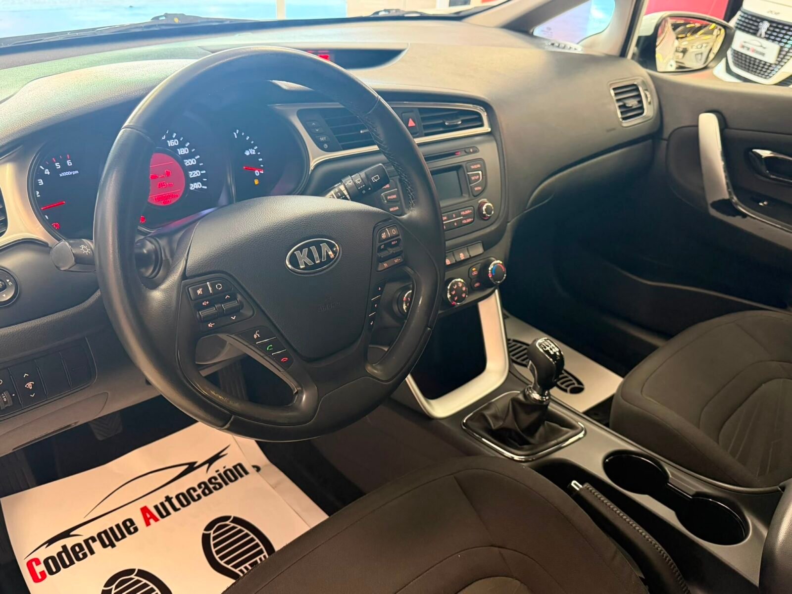 KIA CEE´D  1.4 CRDi WGT Drive