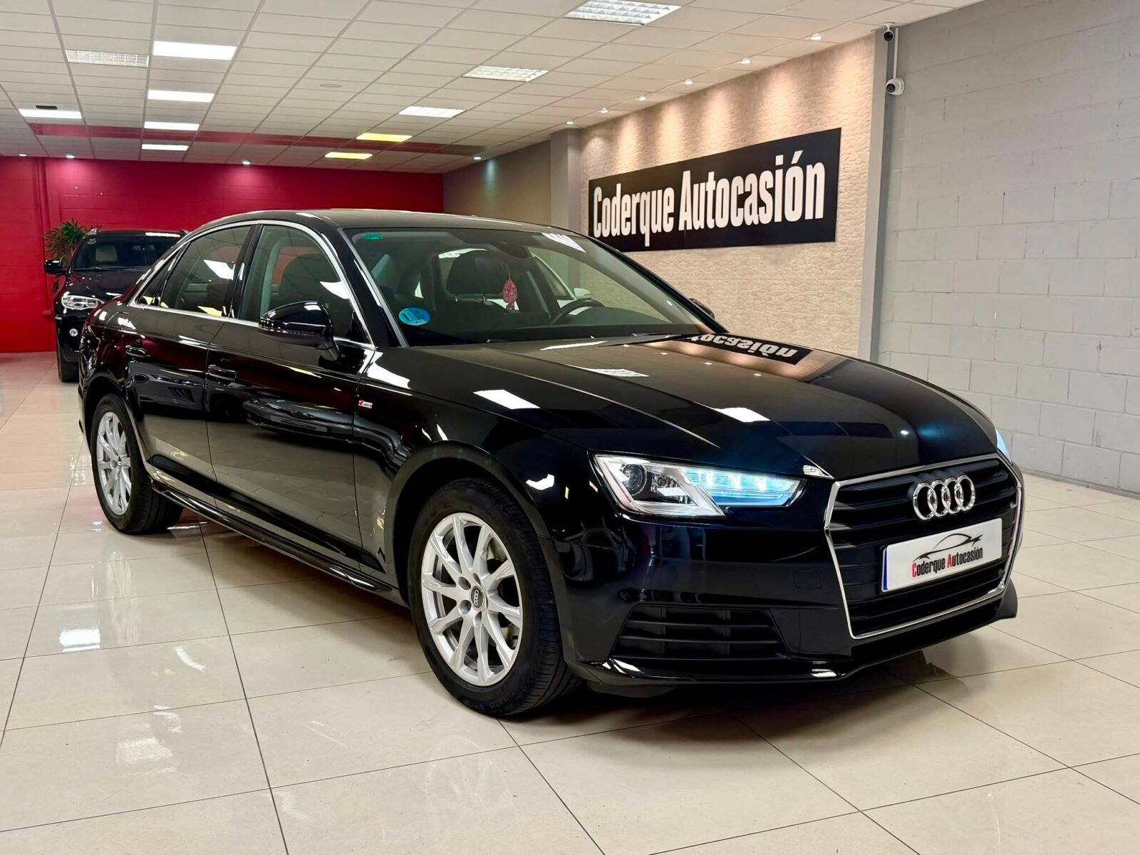 AUDI A4  Advanced 35 TFSI S tronic