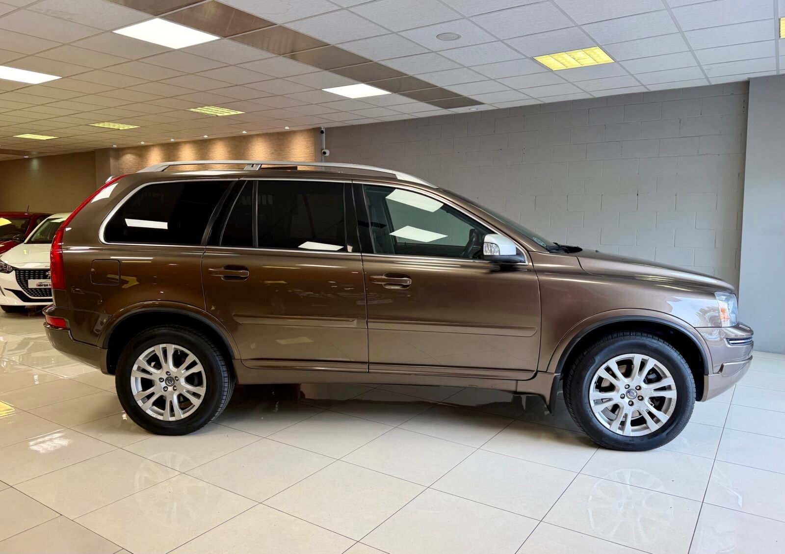 VOLVO XC90 2.4 D5 AWD Summum Auto
