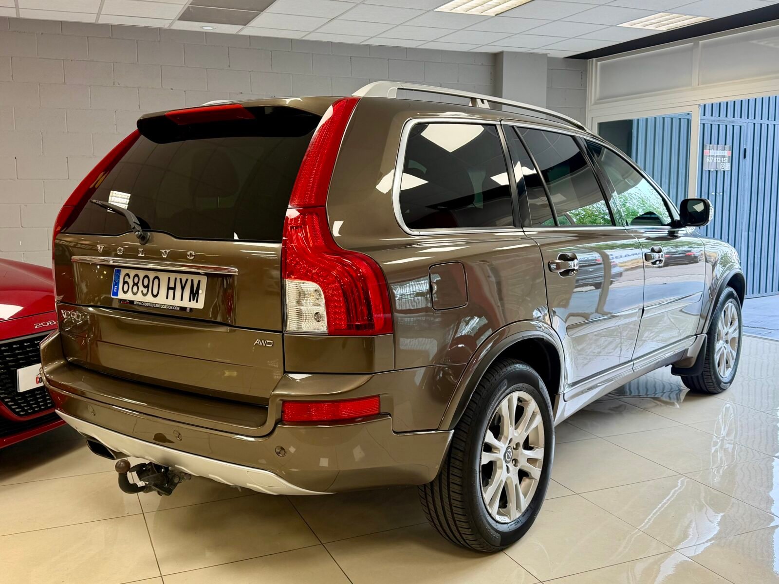 VOLVO XC90 2.4 D5 AWD Summum Auto