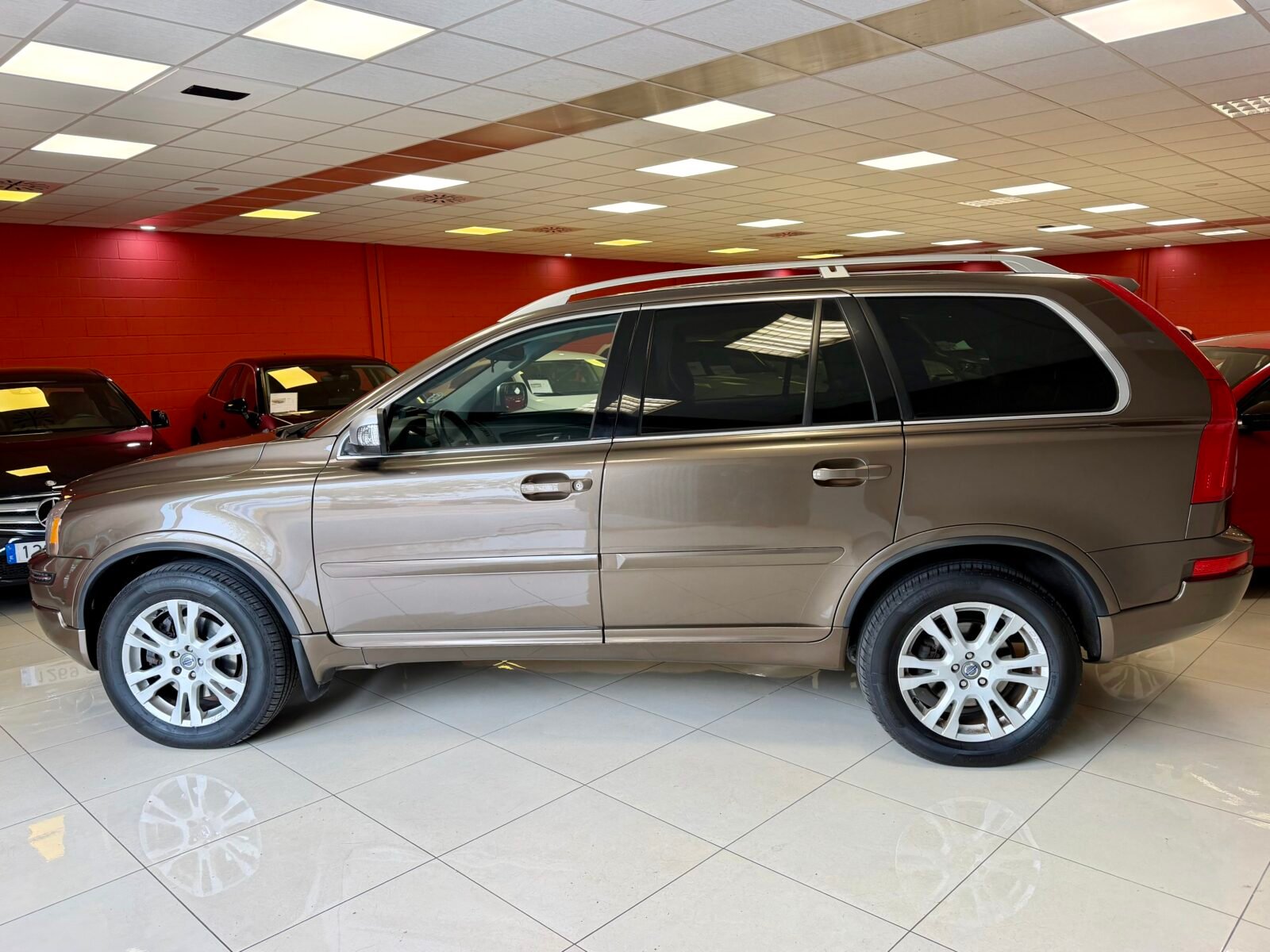 VOLVO XC90 2.4 D5 AWD Summum Auto
