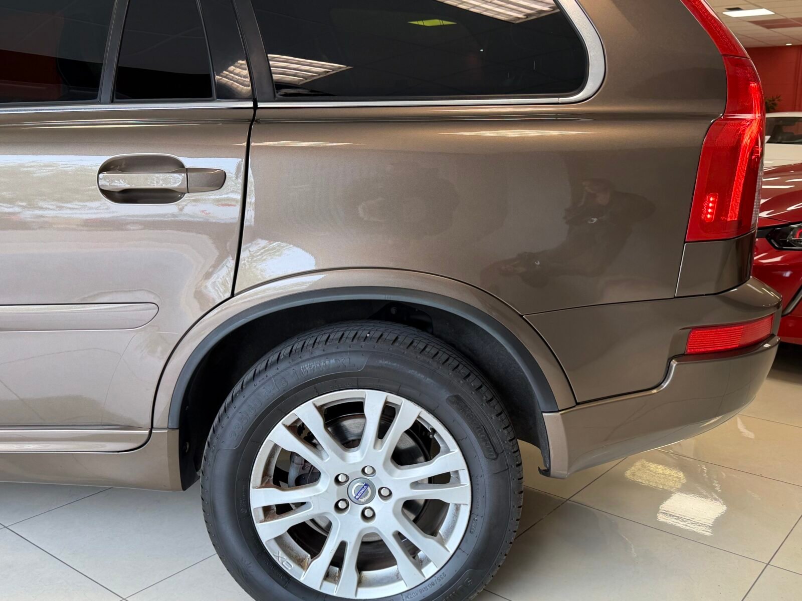 VOLVO XC90 2.4 D5 AWD Summum Auto