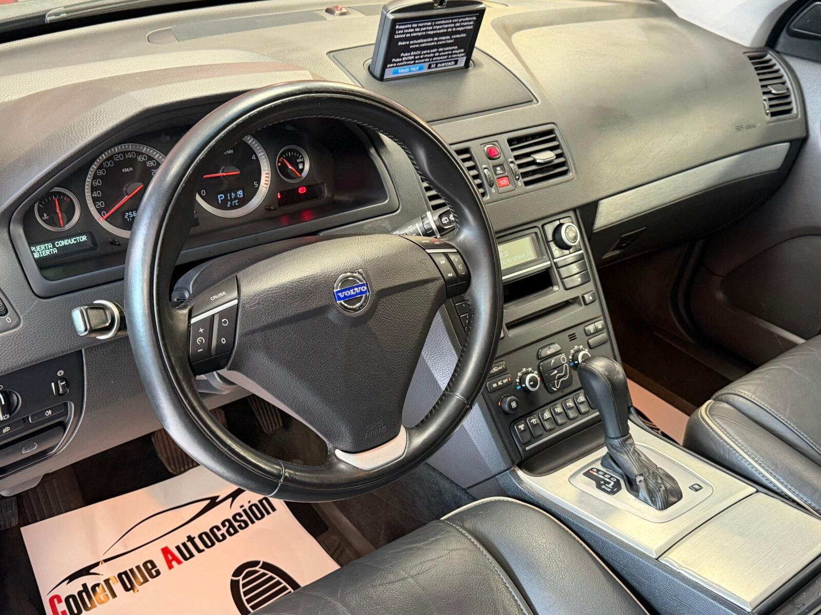 VOLVO XC90 2.4 D5 AWD Summum Auto